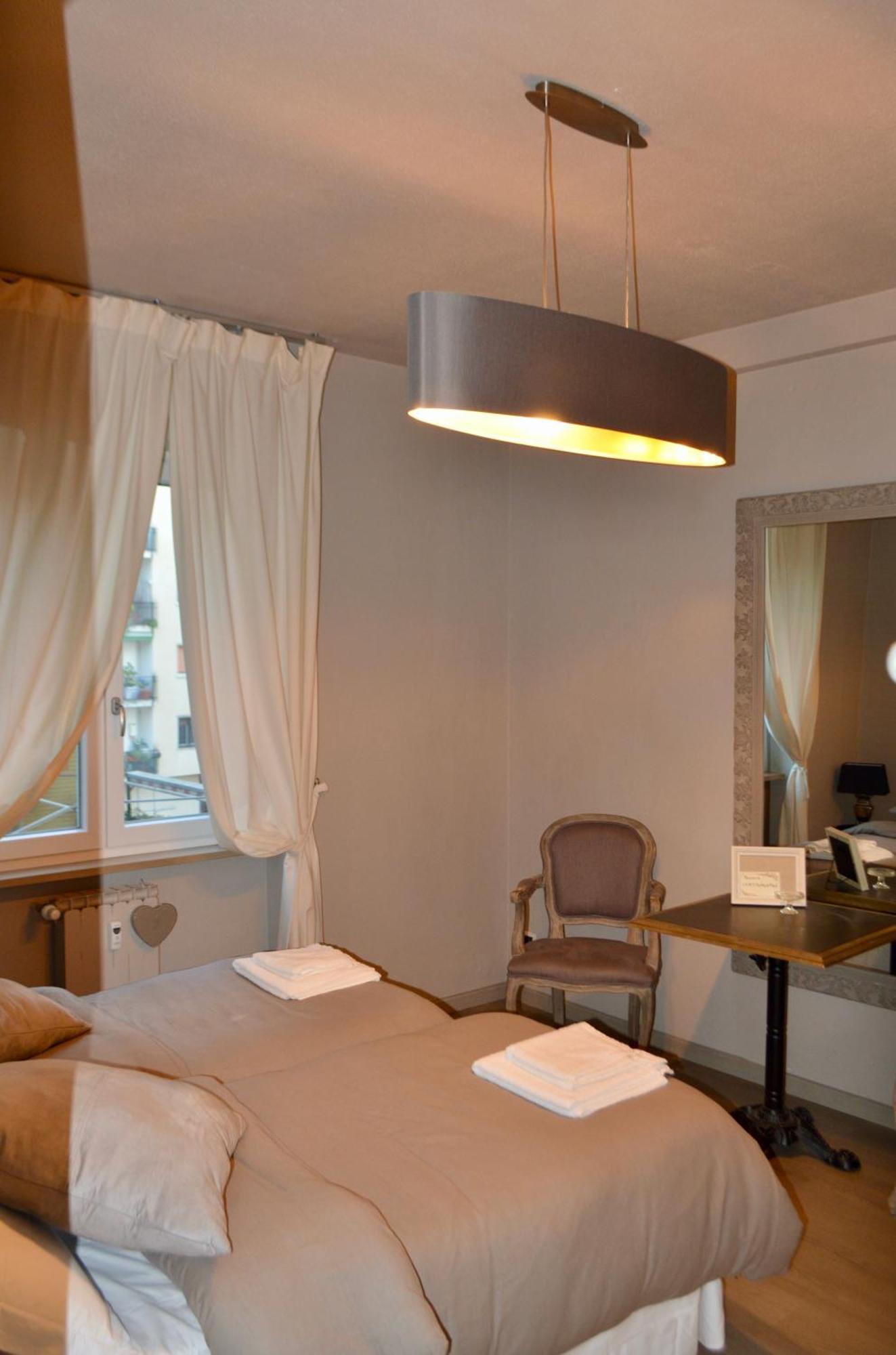 Micasa Apartment Milan Bagian luar foto